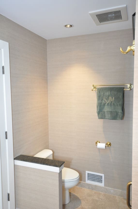 Mackoul Bathroom