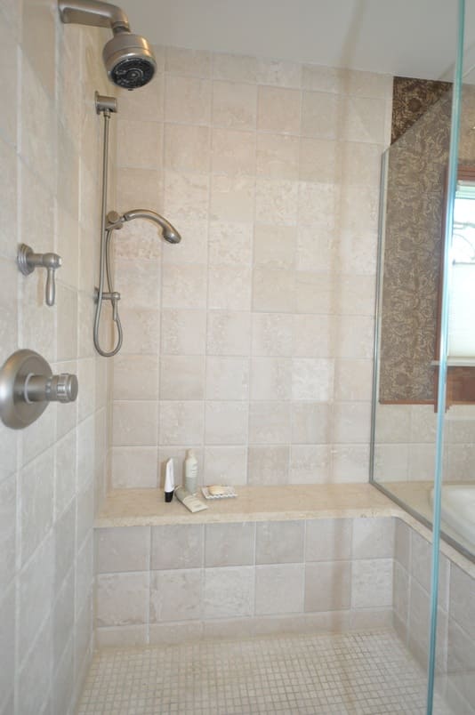Mackoul Bathroom