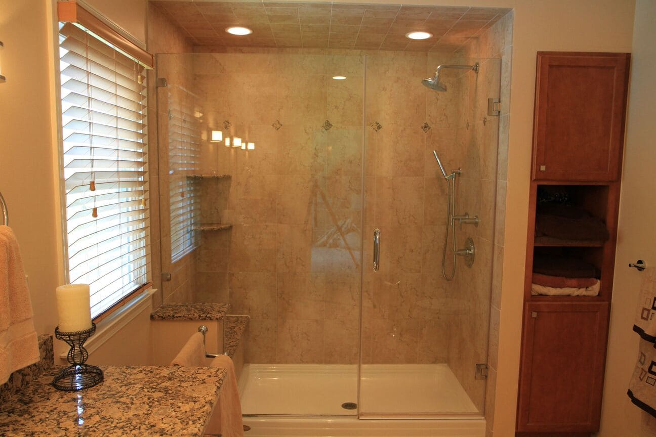 Duplak Bathroom