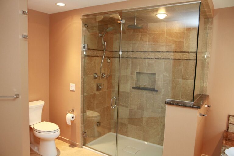Dyke Bathroom