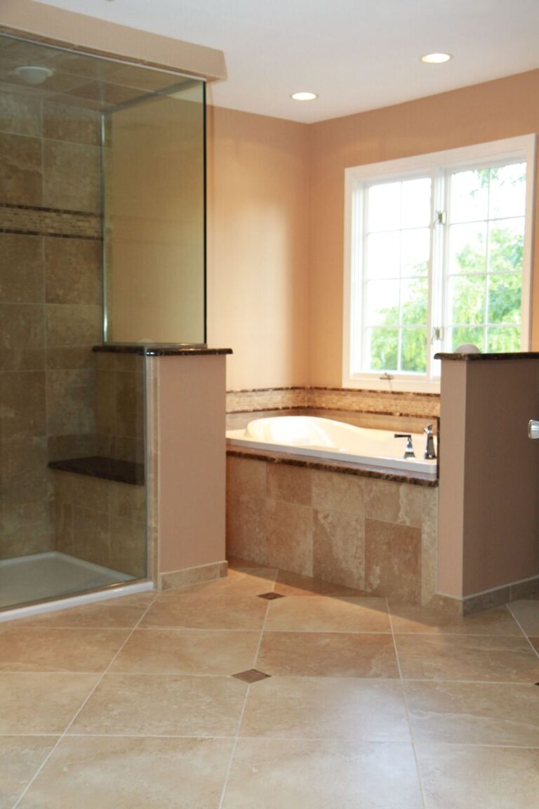 Dyke Bathroom