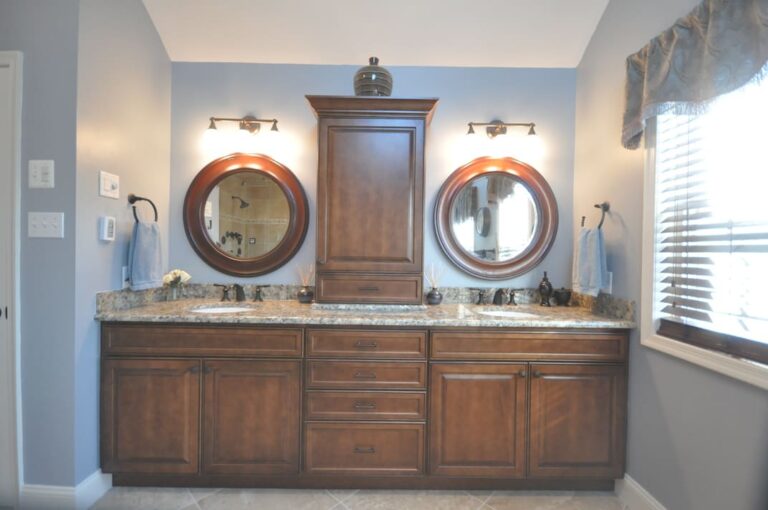 Lacaze Master Bathroom