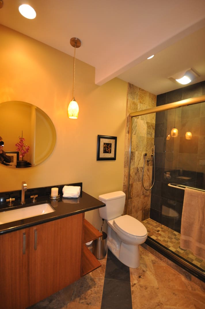 Seiden Bathroom