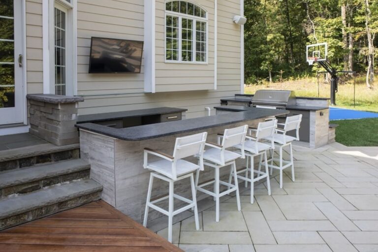 Bialow Patio