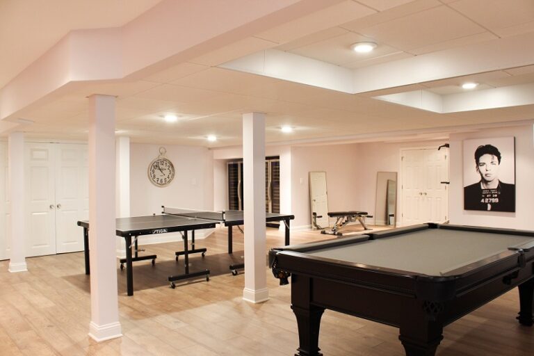 Botwood Basement