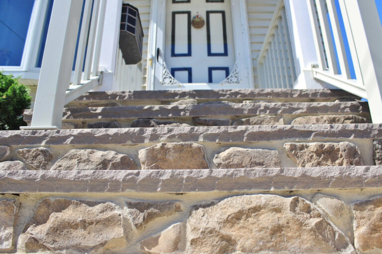 sikorski front step