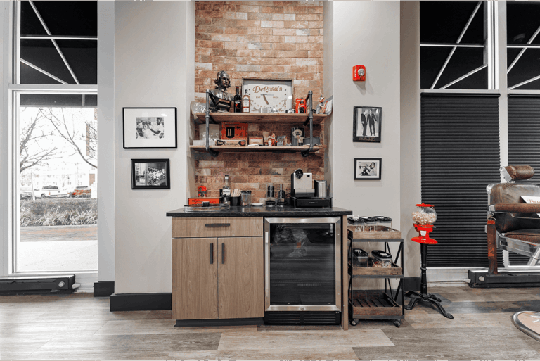 Derosa's Barbershop