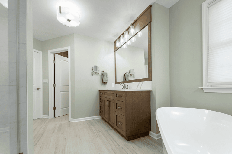 Jurica Bathroom